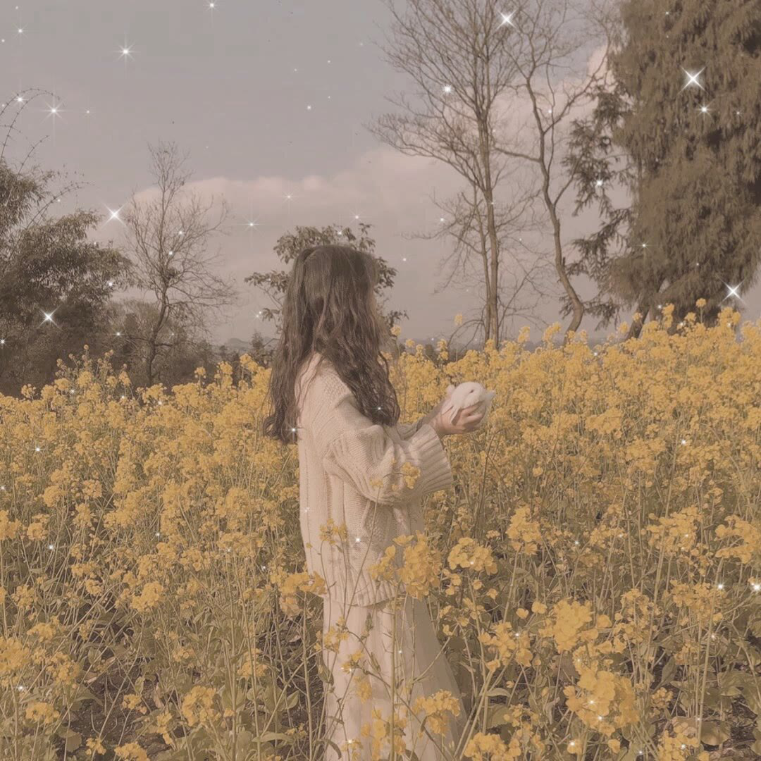 森系闺蜜头像:人海茫茫,唯独看见你