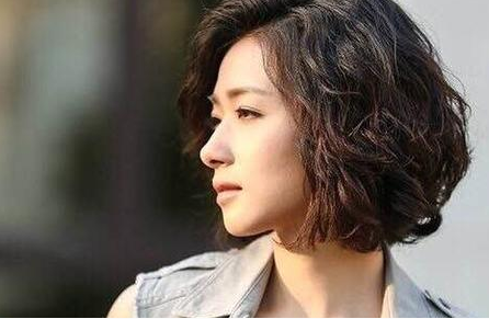 《猎场》里的冯眷眷,纯真甜美,简直就是万千男士的梦中女神