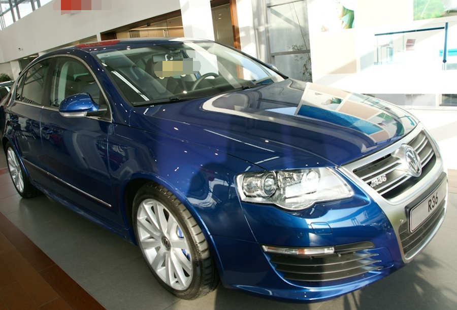 整体辨识度很不错的这款大众进口辉腾尊享版的简单欣赏