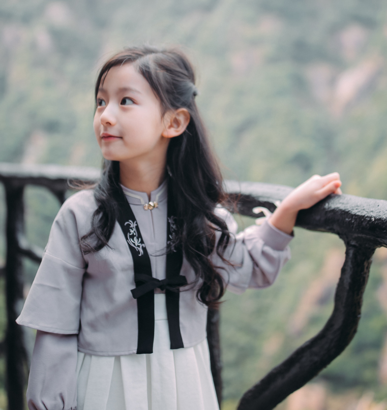 裴佳欣美得让人挪不开眼的五个瞬间,网友:简直是盛世美颜啊!