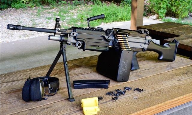 我军新一代17式步枪亮相,性能佳外观好,95式步枪退役还会远吗?