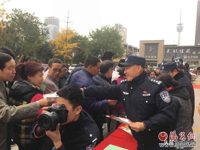 扫黑除恶,户籍新政 提升"两率一度" 明德门派出所在行动