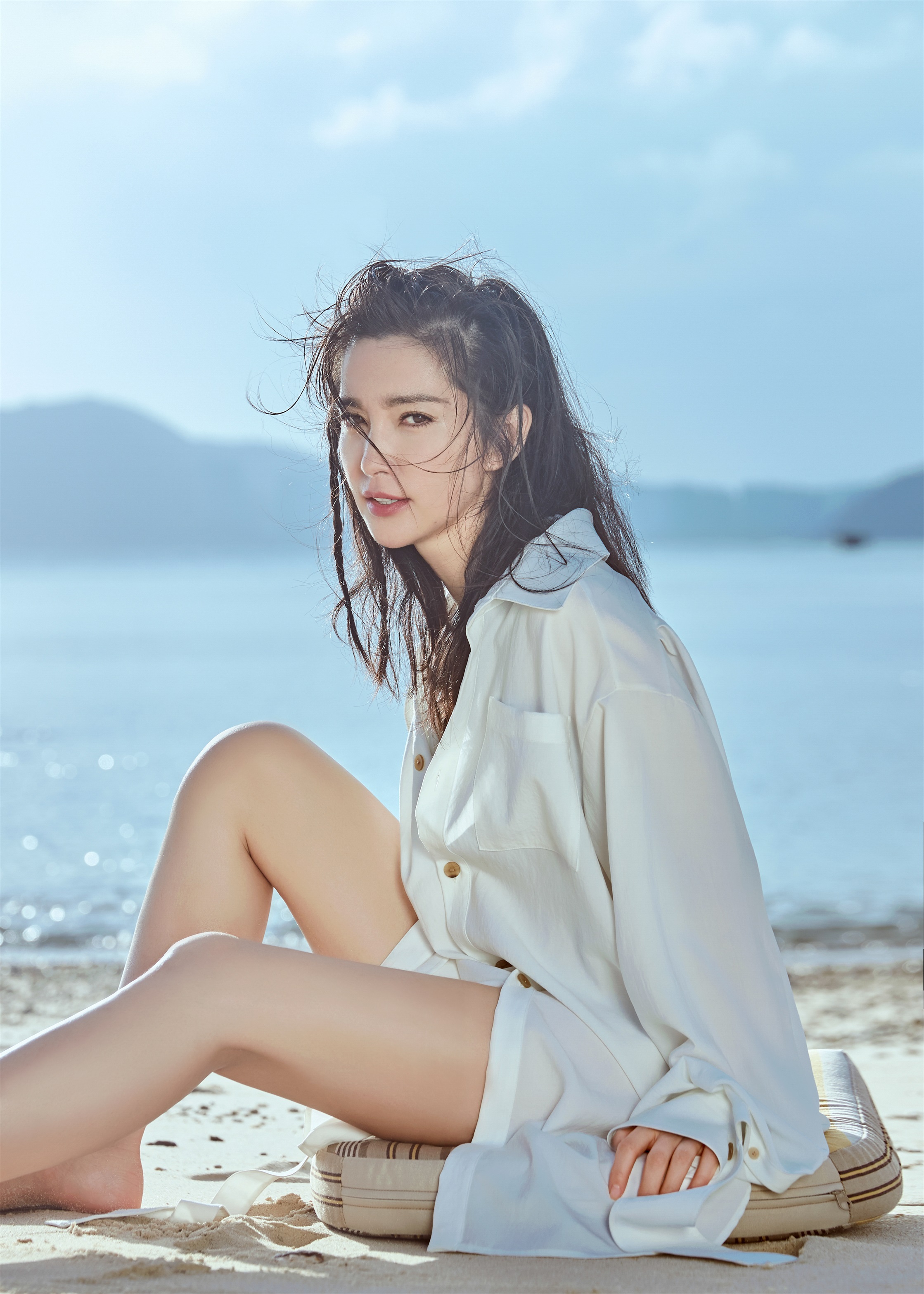 辉煌是一路坚持下来的才会收获自己成果,也收获了自己的爱情!