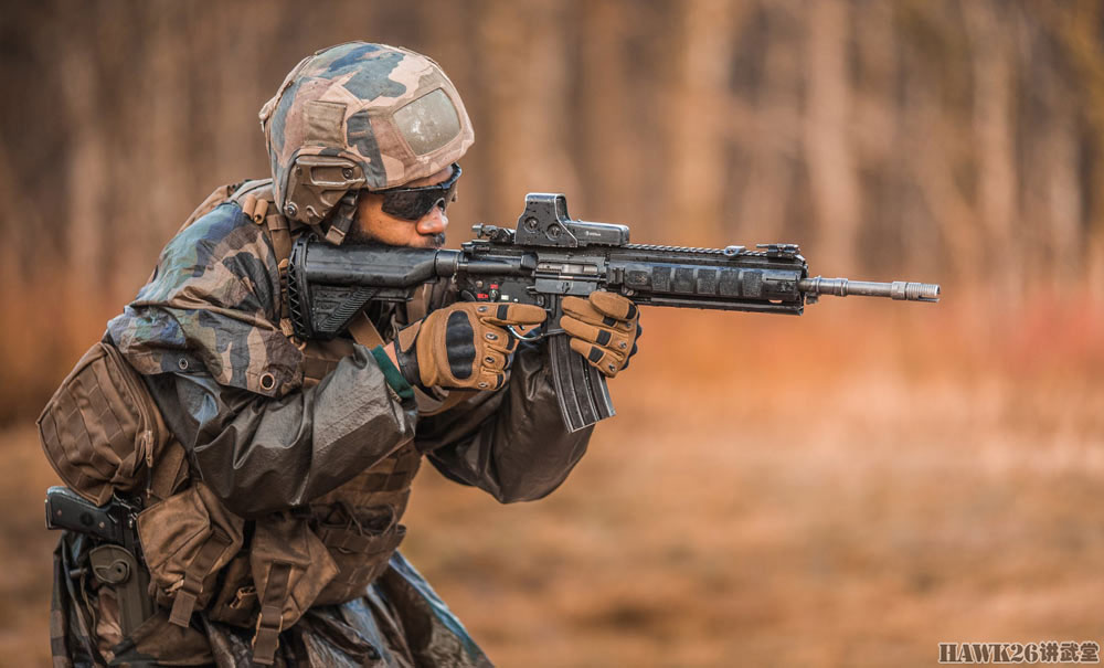 法军第35步兵团实弹射击训练 hk416f步枪逐步列装 老兵比较吃亏