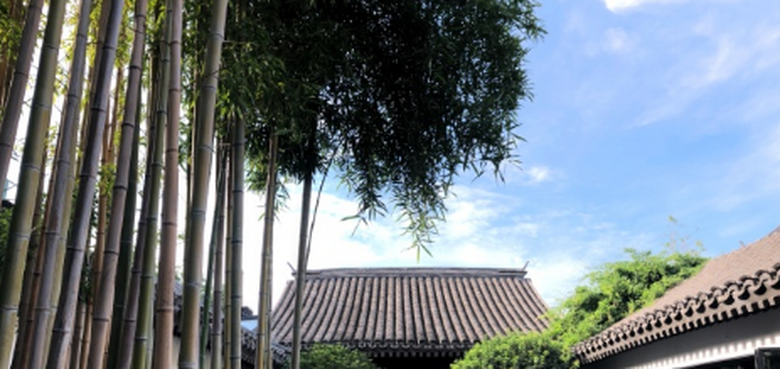 秋高气爽,在玉河一号的四合院坐坐,小酌,可谓快哉!