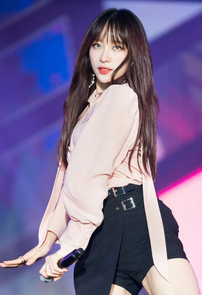 hani安希妍1992年5月1日出生于韩国首尔,女子演唱组合exid成员.