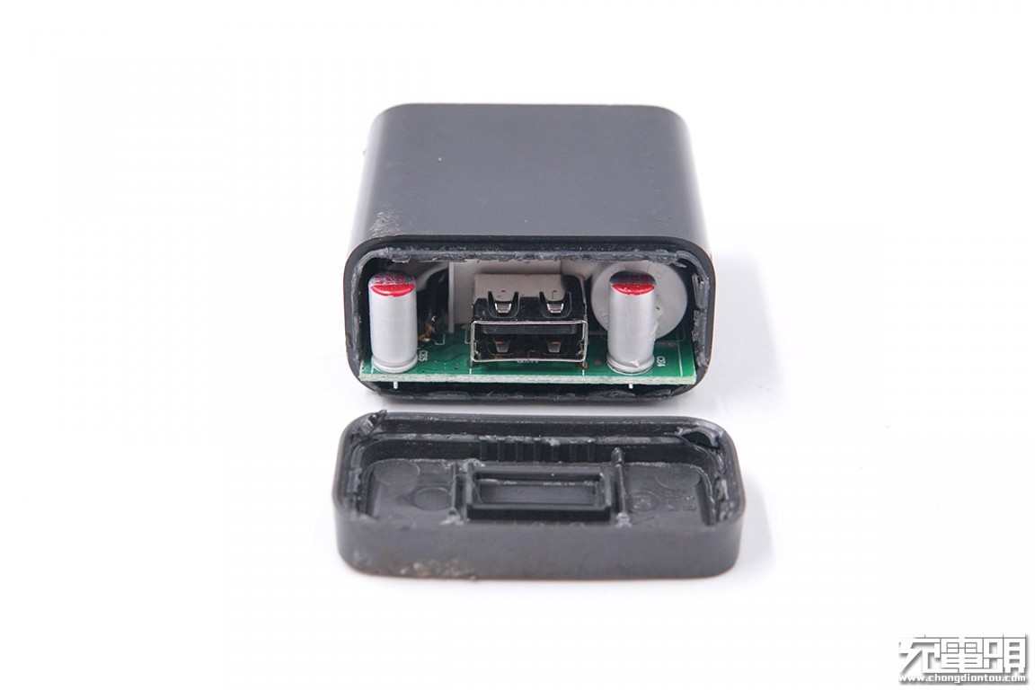 拆解报告:black shark黑鲨18w快充充电器mdy-08-es