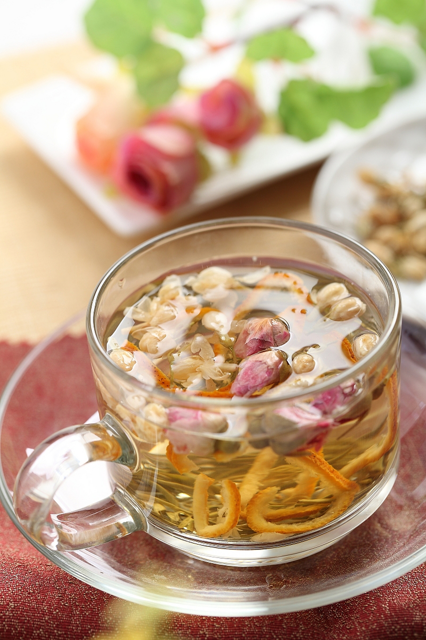 春季养肝正当时,赶紧给自己弄一杯三花茶喝吧——做法: 将茉莉花3克