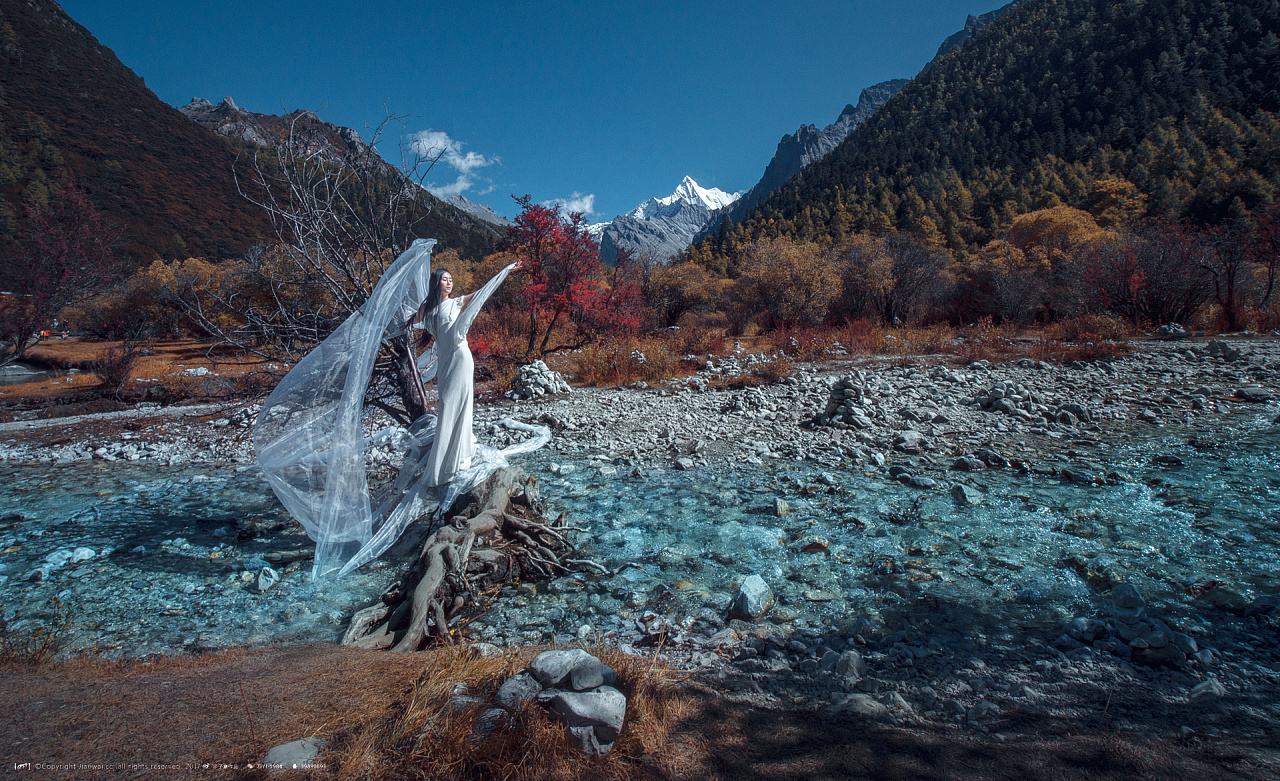 "香格里拉之魂":国际友人眼中"水蓝色星球上的最后一片净土"