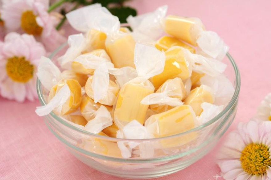 "看一眼就嫌弃"的糖果,蚂蚁糖是啥?姨妈巾怎好意思拿出来吃!