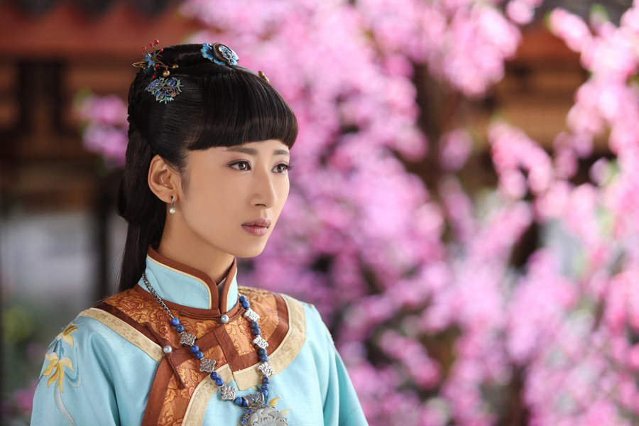 《完美新娘》蝶秋重回楚家,却遭到楚家家法的处罚