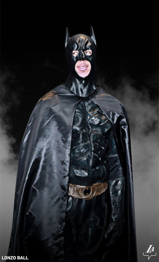 球哥变身蝙蝠侠