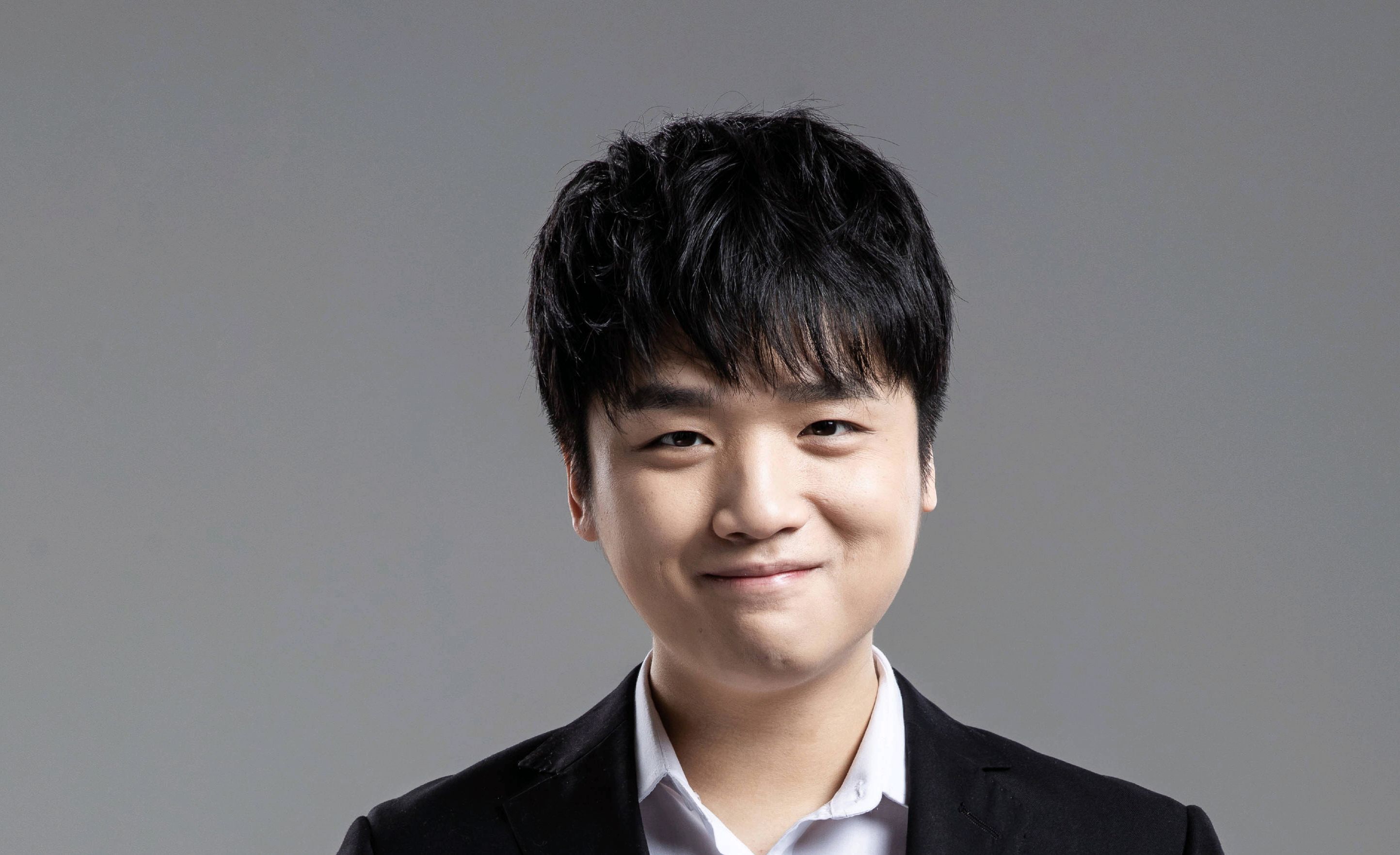 lol:微笑直播宣布"下岗",目前已让出we主教练的职位