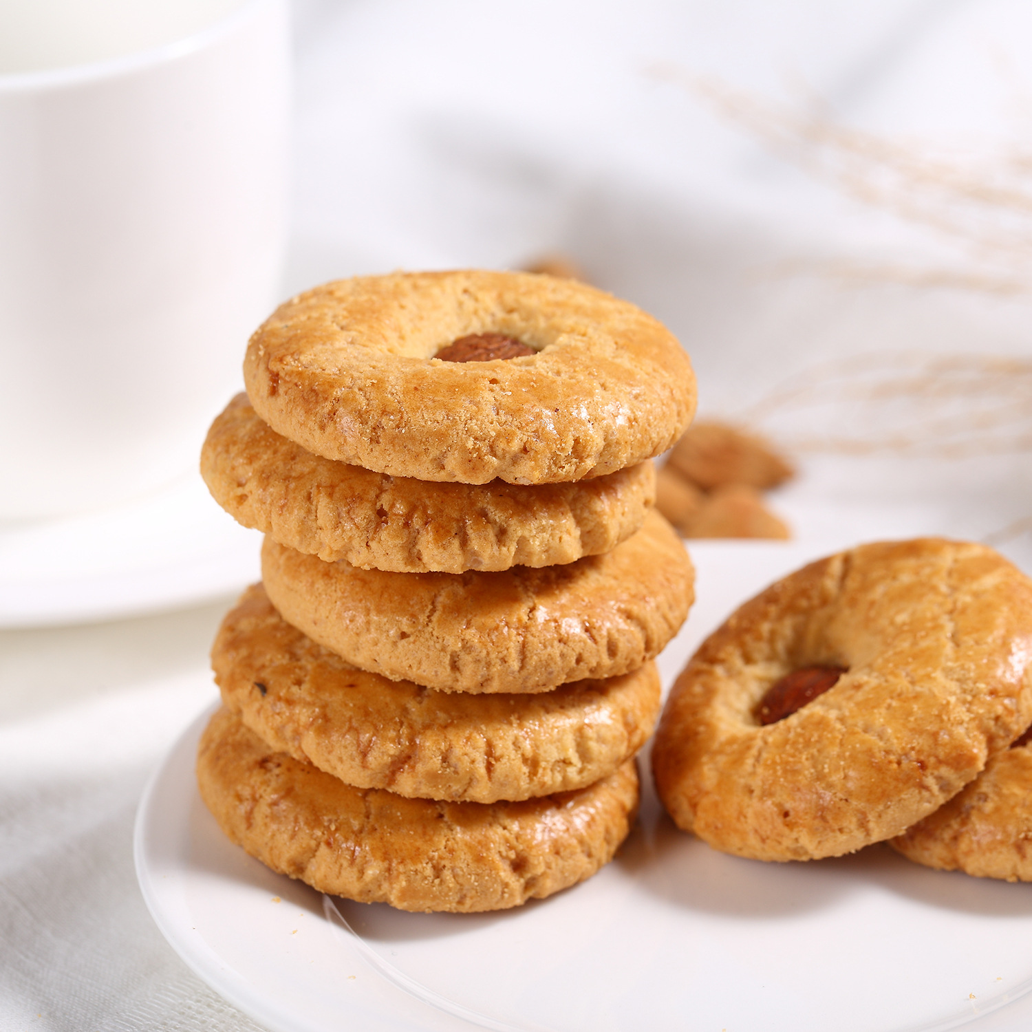 教你几步学制作杏仁酥,简单易学,香酥可口,入口即化