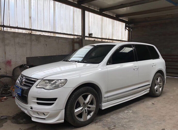 90后车主爆改第一代大众途锐,最终效果比新款好看,霸气十足