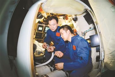 特级航天员景海鹏:"时刻准备接受祖国挑选"