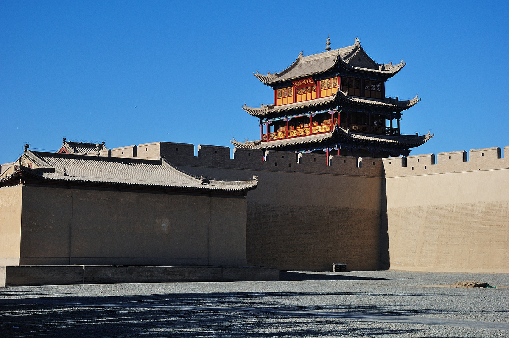 榆林的哪个旅游景点最出名: 榆林是中国陕西省的一个地级市,拥有悠久