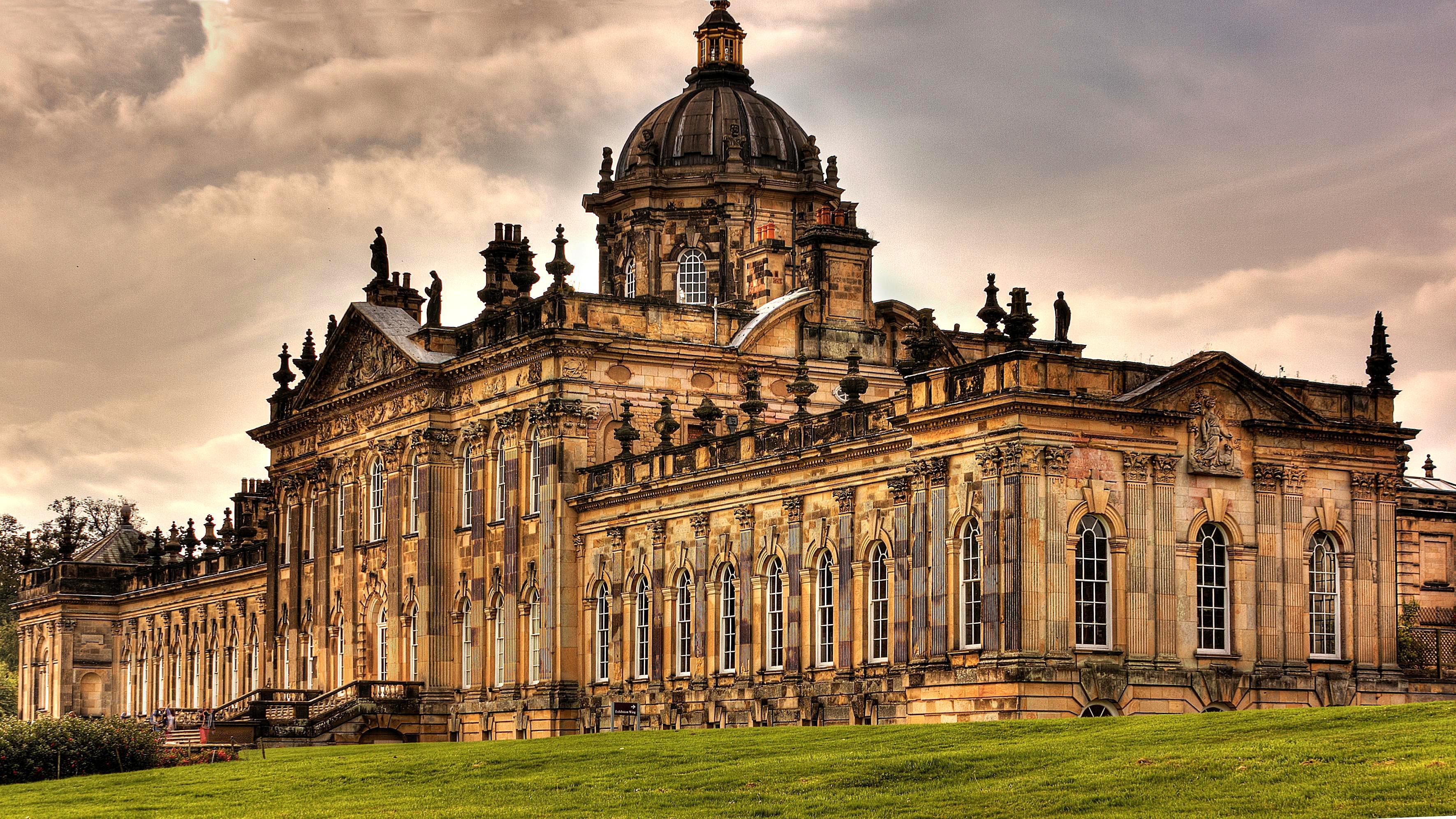 世界上6个最美城堡,迪士尼城堡创作灵感来源于排名第三的城堡