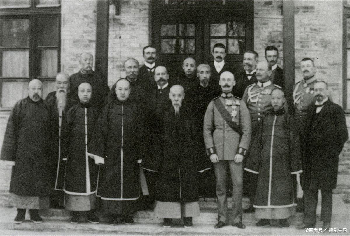 "皇族内阁"的推出也许是压垮清朝统治的最后一根稻草