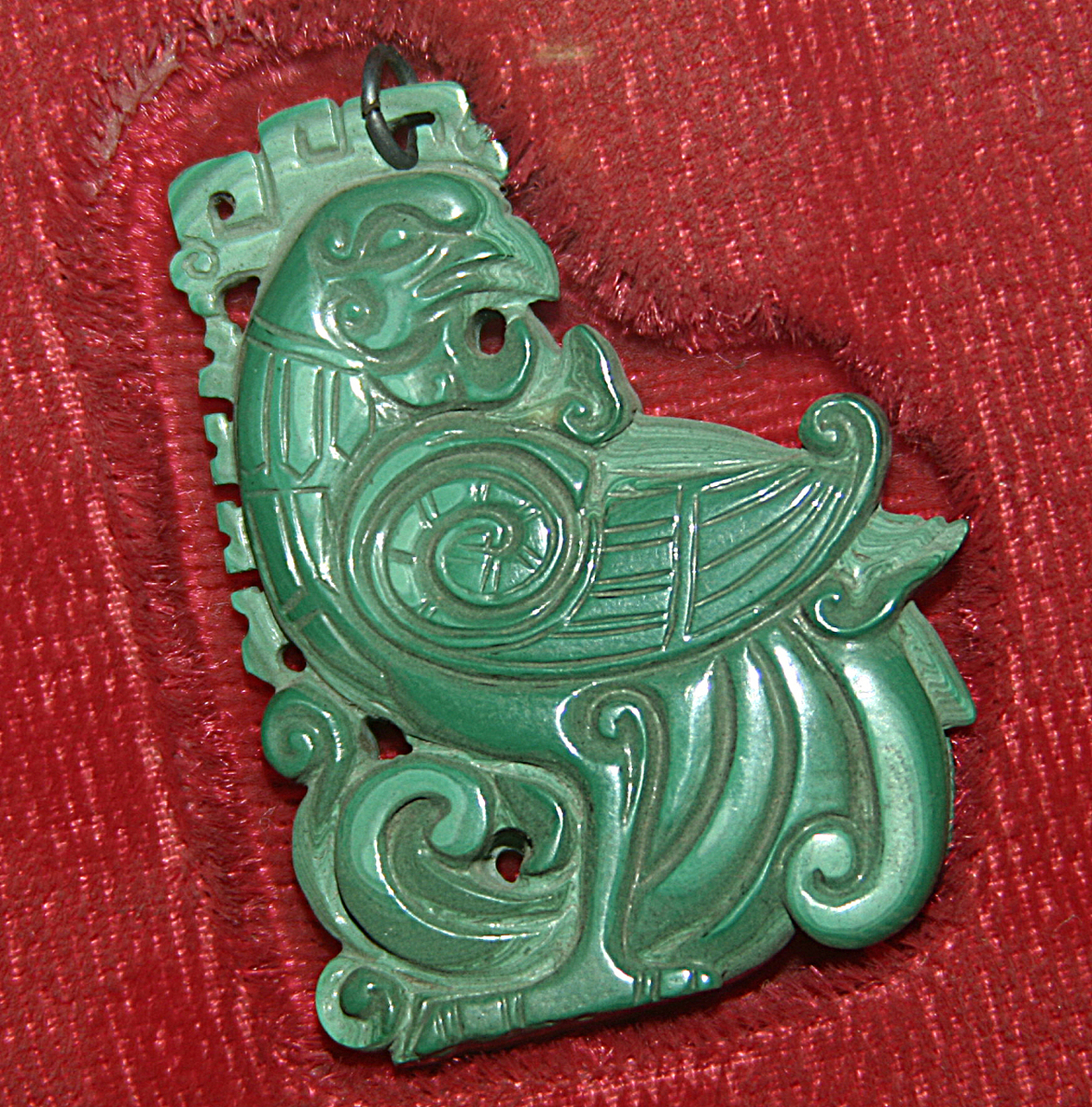 寻找龙潮儿# 11566 龙凤呈祥玉佩的寓意是什么?