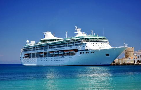 旅游景点:九十九岛游览船上的极上游轮,各种各样的九十九岛吧