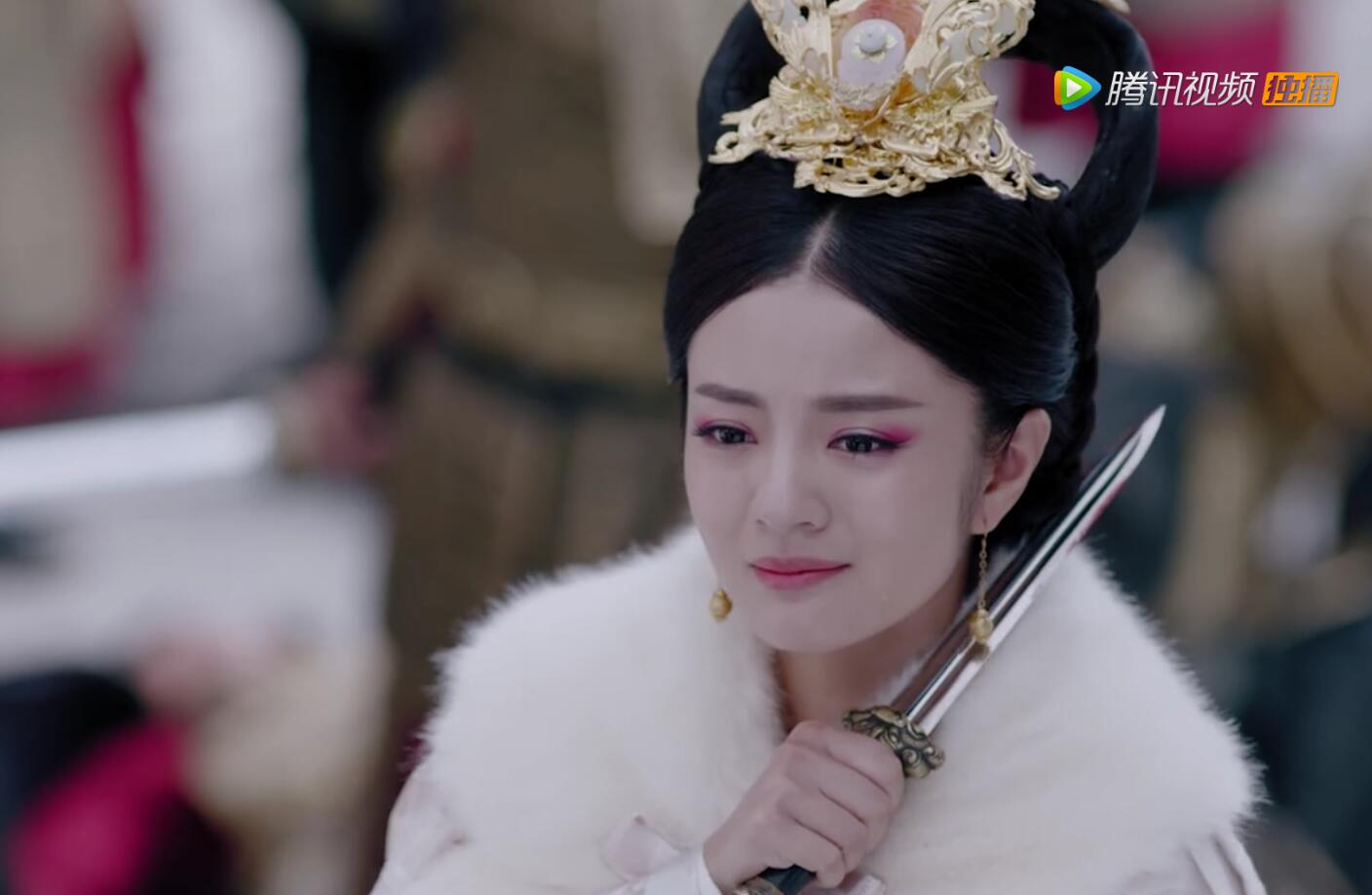 安以轩的独孤天下——独孤般若当皇后有7个造型,图7最让阿护心碎