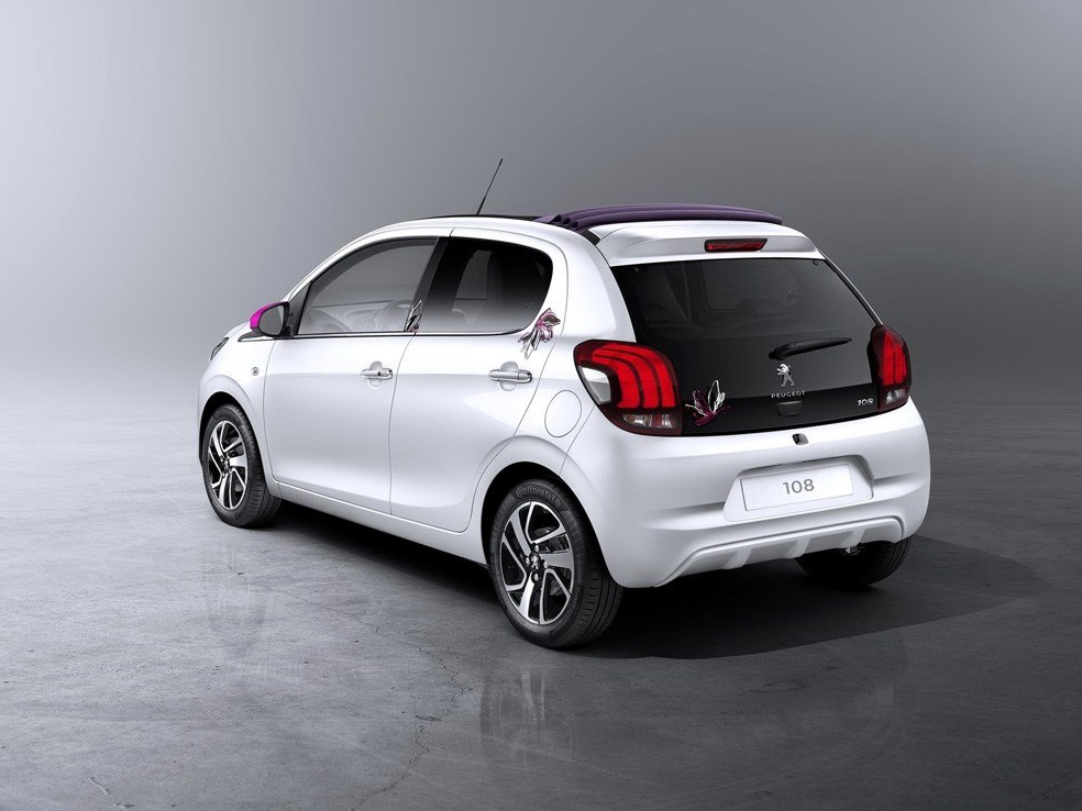 标致108路面波动的过滤表现不错,同时还保留了些许多路感,运动和舒适