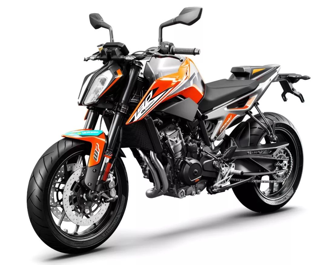 ktm 直列两缸 790,街车版与探险版的动力差异