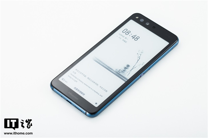 海信双屏阅读手机a6l图赏:一面水墨屏,一面水滴屏