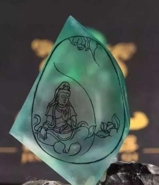 商品专题_翡翠 优质回答 机 雕 机雕翡翠一般是在电脑上设计好图案