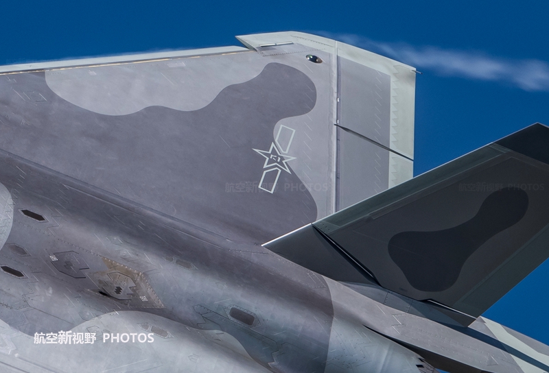 8张图告诉您歼20隐形战斗机的外表做工有多细 航空精品力争超一流