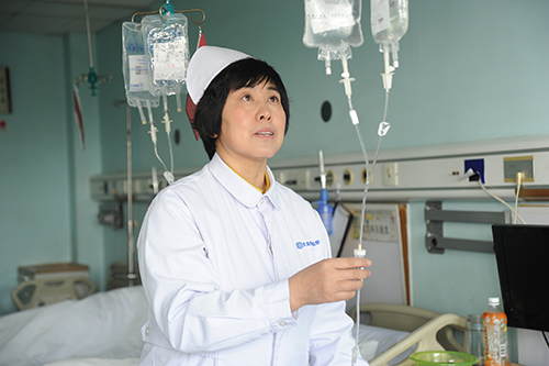 北京地坛医院护士长王克荣获全国三八红旗手标兵 曾获南丁格尔奖