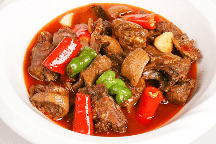 可乐鸡翅走了,又迎来了啤酒鸭,啤酒和鸭肉的搭配,堪称一绝!