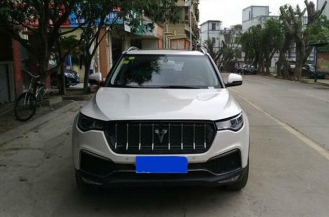 众泰版"玛莎拉蒂levante"国内首现,网友感叹,视觉效果太震撼