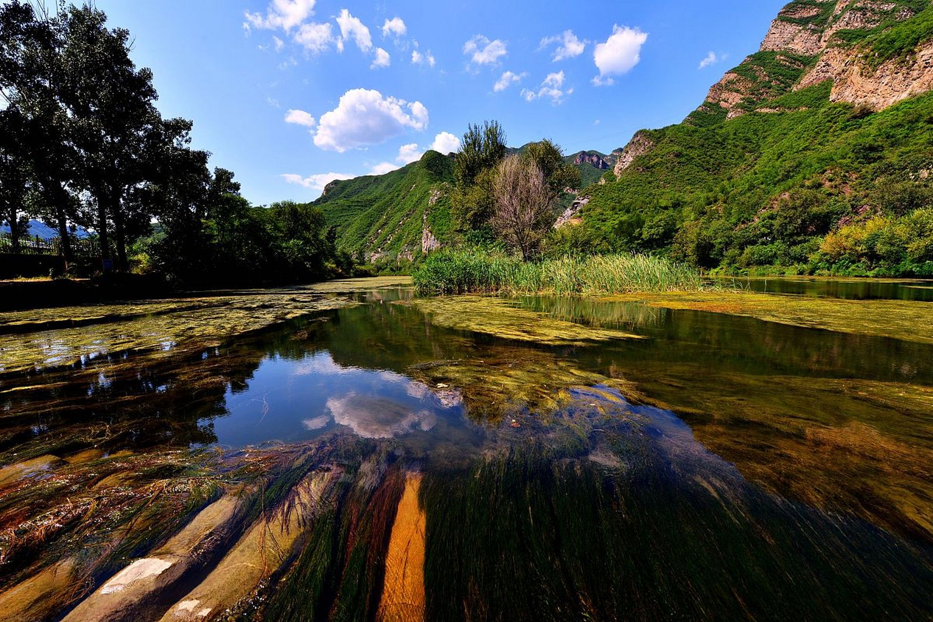 延庆区的百里山水画廊.