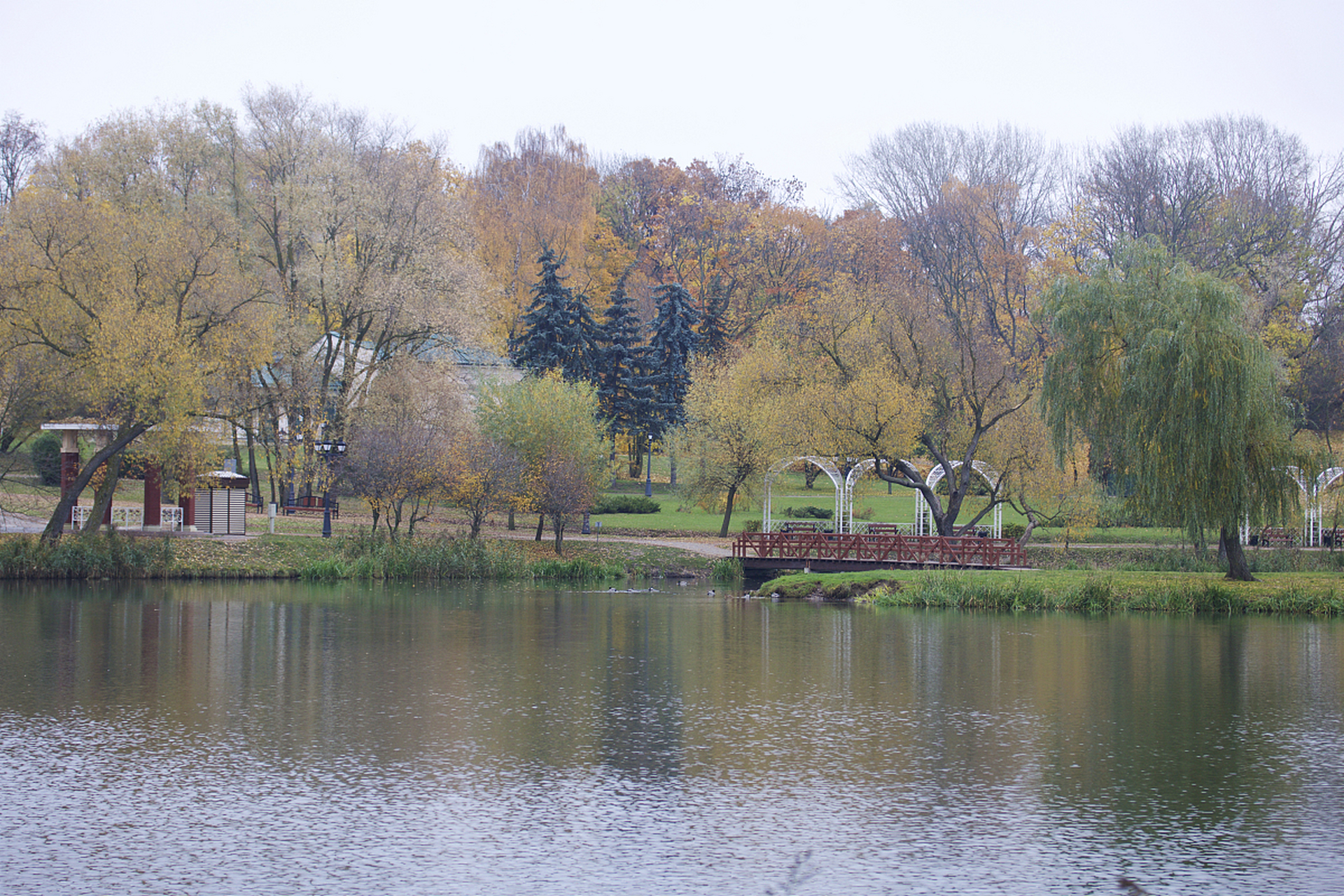 镜头里的春天#春游,在济南,玉清湖是一个不可多得的春游胜地.