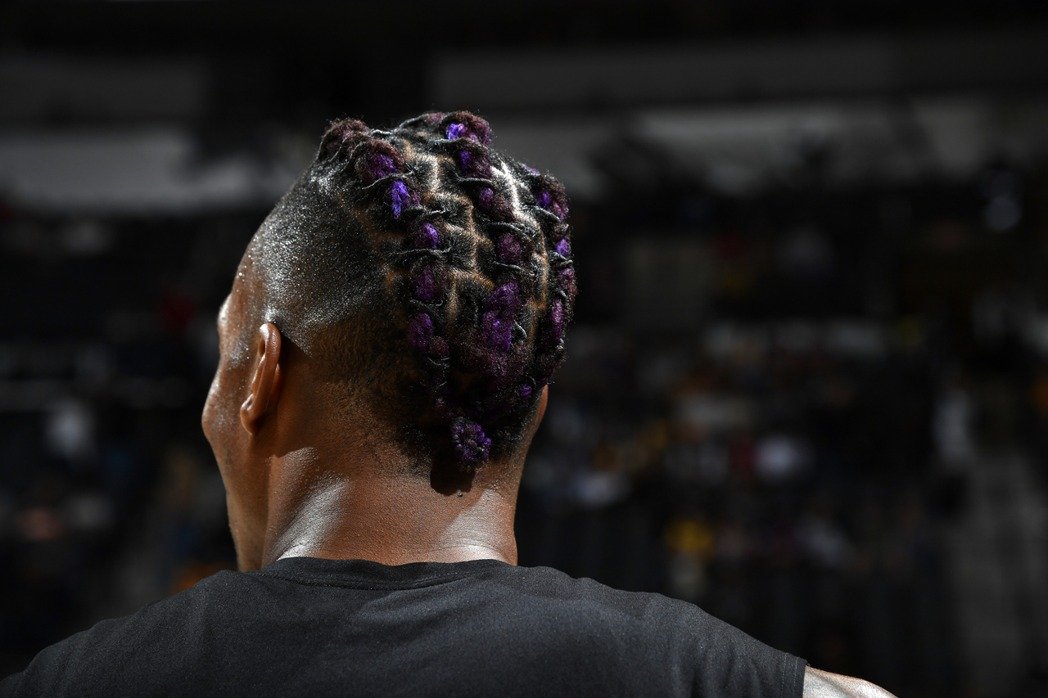 头发染紫宣示忠诚!霍华德:我流淌着紫金血液!