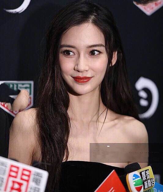 杨颖ps合成全婐图图片