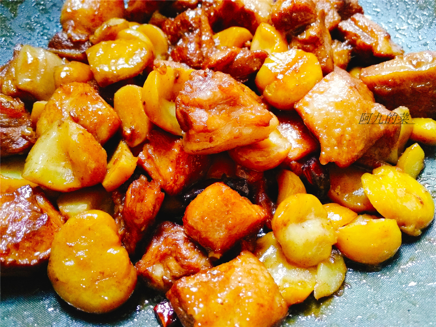 天冷来盘红烧肉吧,香甜开胃,这个冬天让你又暖又美!