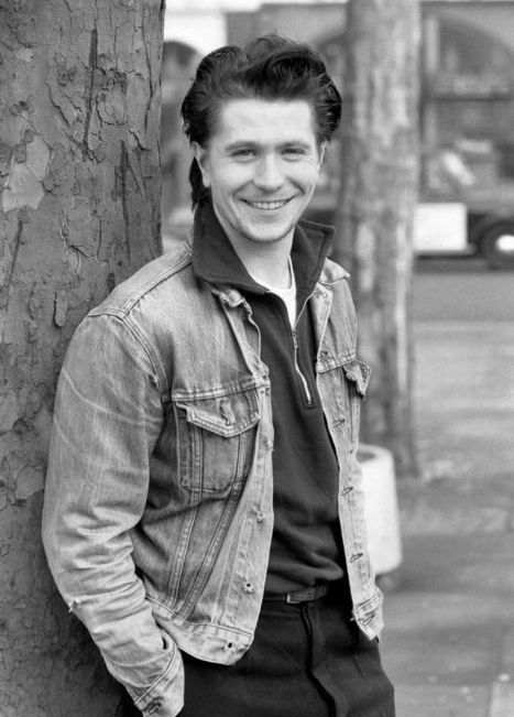 一些好莱坞老演员年轻时的老照片