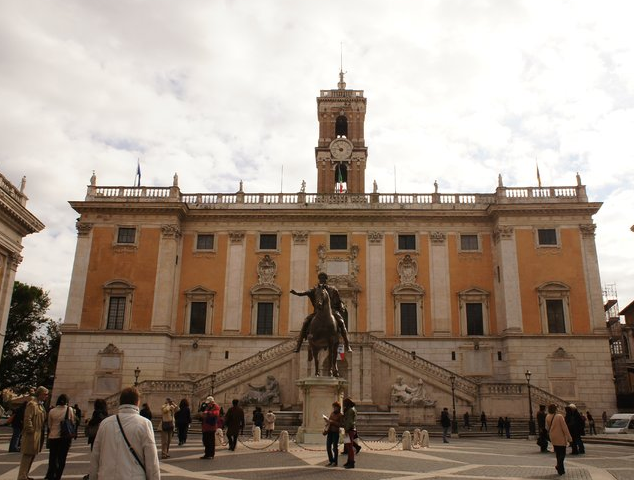 圣依华堂,圣依华堂(chiesa di santivo alla sapienza)是一座位于