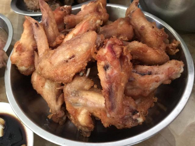 小姑子回娘家吃饭,大嫂做了6个硬菜,发圈后,网友:真抠门