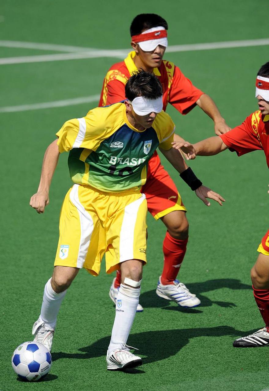 中国盲人男子足球队共有10名队员