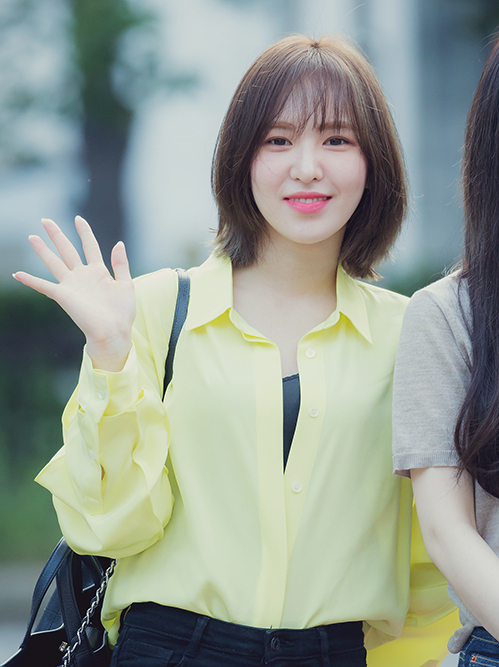 wendy骨折受伤后将休息 redvelvet不进行集体舞台