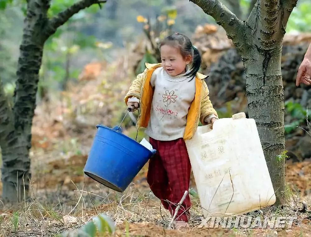 杨庆云:消失的提水桶