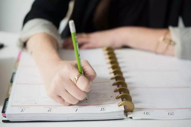 林采宜被要求给海南人民道歉:请不要拿疫情来博粉丝,我们不答应