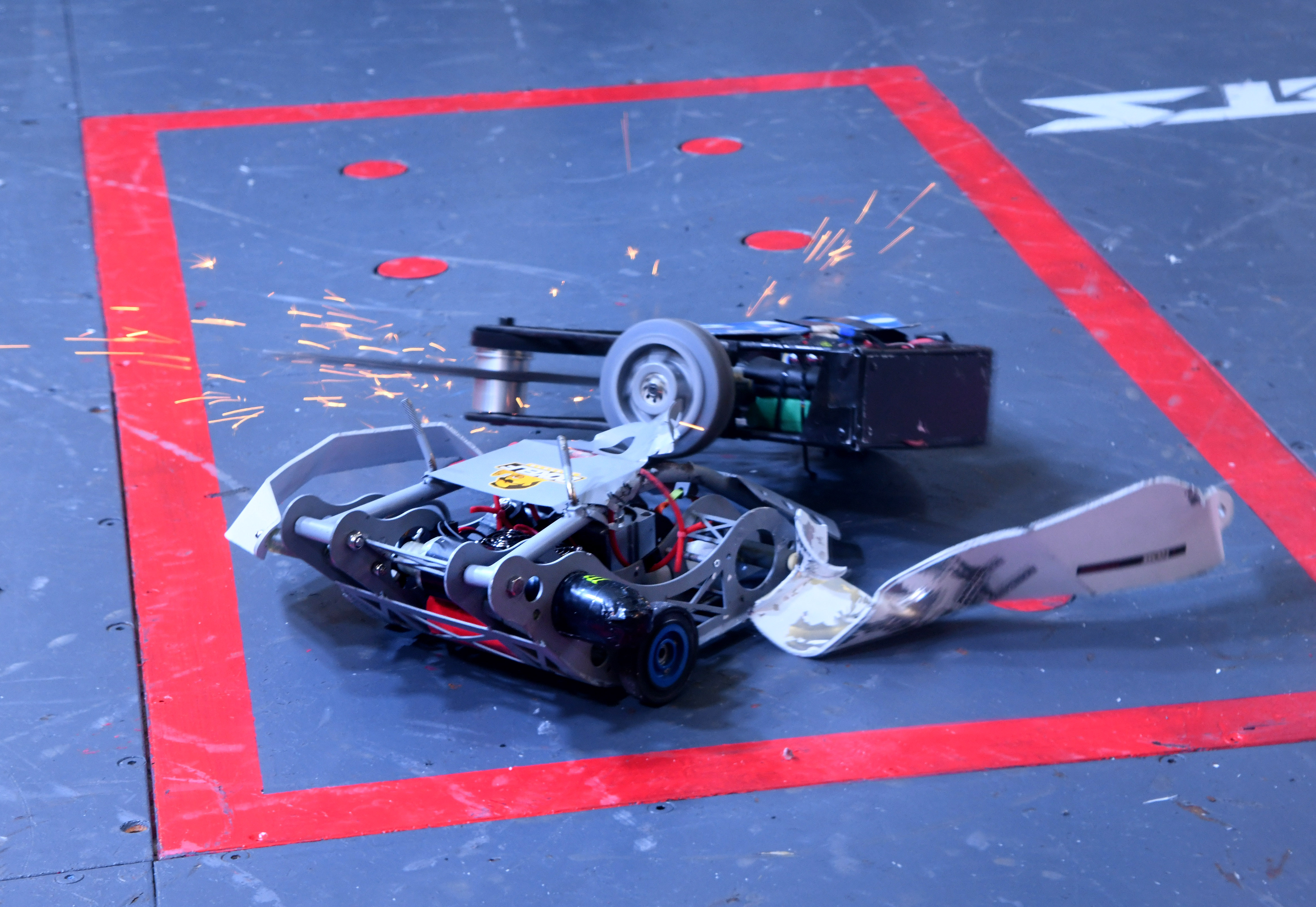 电竞——kob铁甲格斗全球巡回赛青岛站开赛(2)