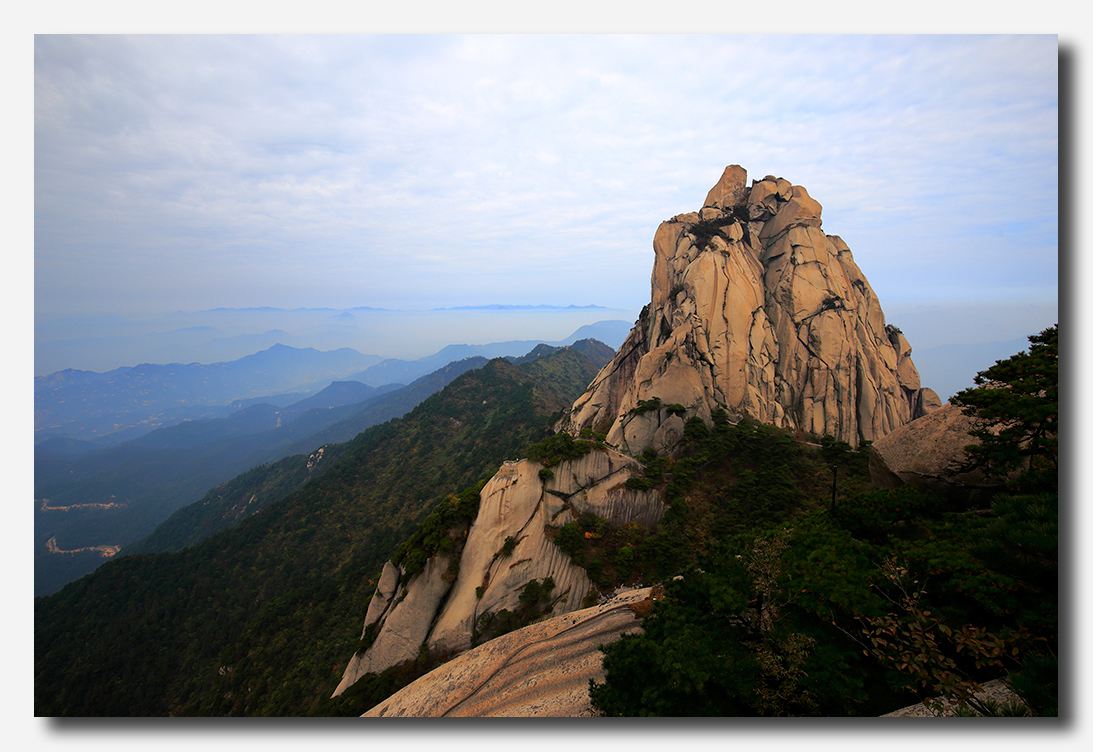 因為只有兩天就選了最近最想去的地方,安徽的幾大名山之一天柱山.