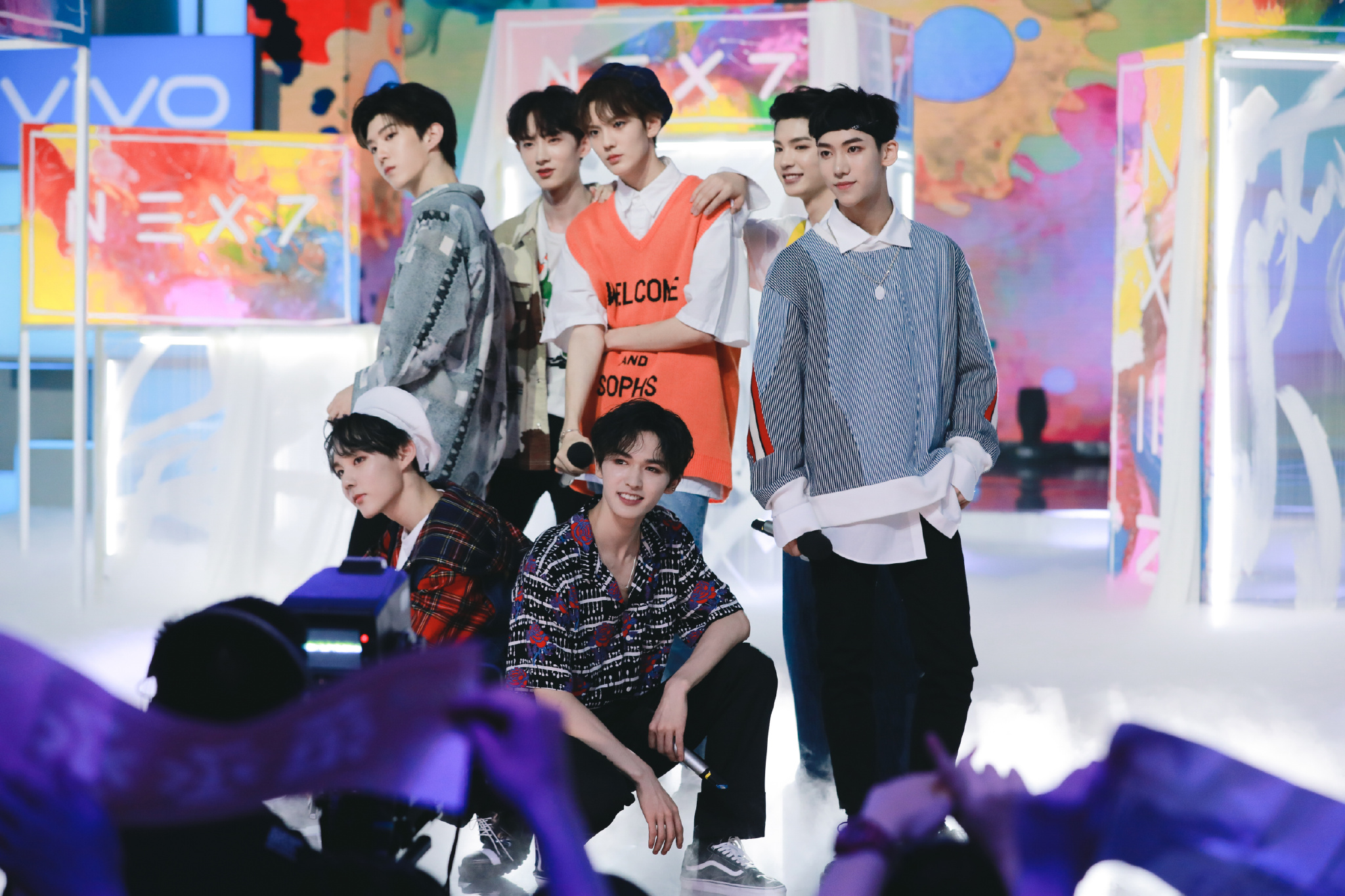 乐华家族演唱会!乐华七子,宇宙少女,韩庚等同台,争一哥一姐?