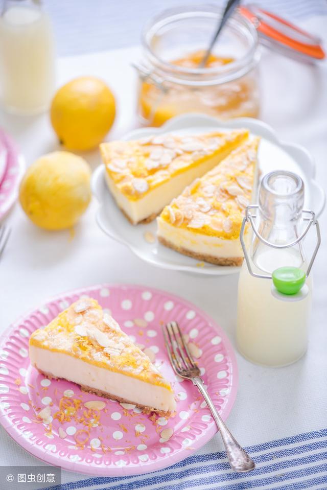 the cheese is the power:一款绵软细腻柠檬芝士蛋糕